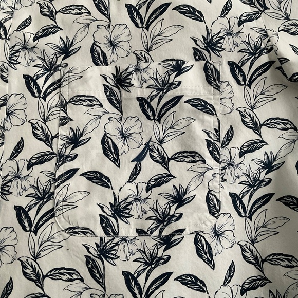 Nautica Short Sleeve Button Down Floral Shirt XXL White Stretch Hawaii Resort - Picture 5 of 11